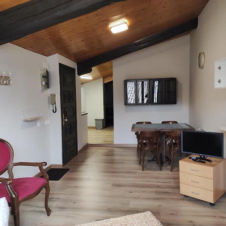 Apt 3 Atic Acollidor Al Centre De Vic - Aptgarbi מראה חיצוני תמונה