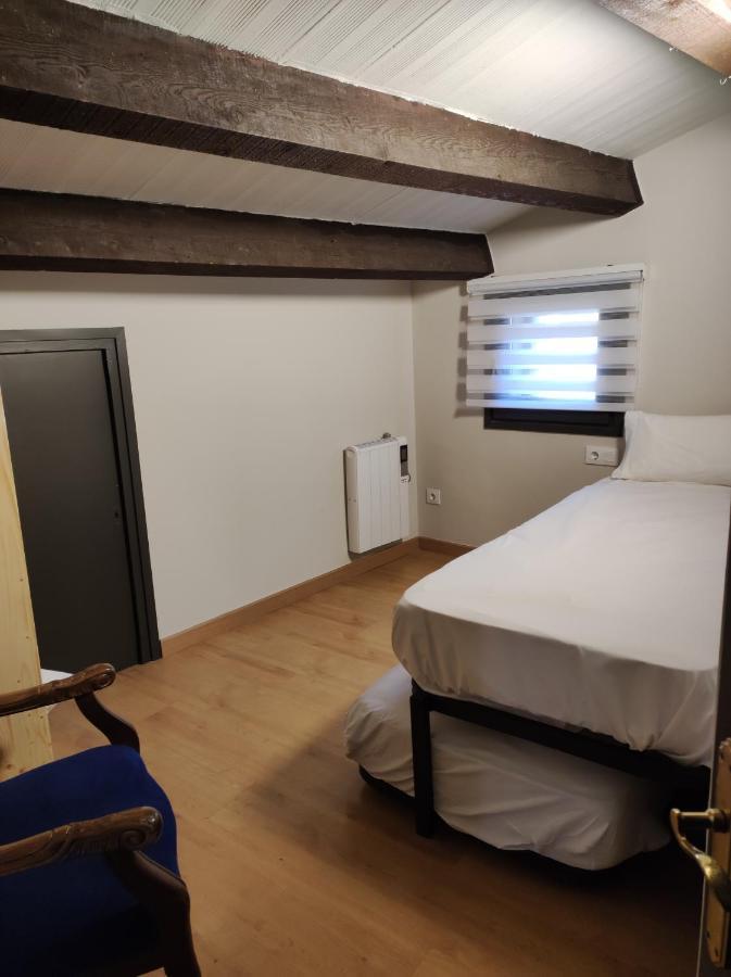 Apt 3 Atic Acollidor Al Centre De Vic - Aptgarbi מראה חיצוני תמונה